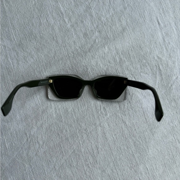 Fendi Black Sunglasses - Picture 4 of 5